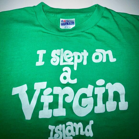 I Slept on a Virgin Island XL Mens Green 90s Vintage Muscle Fit T-shirt VTG - Picture 2 of 3